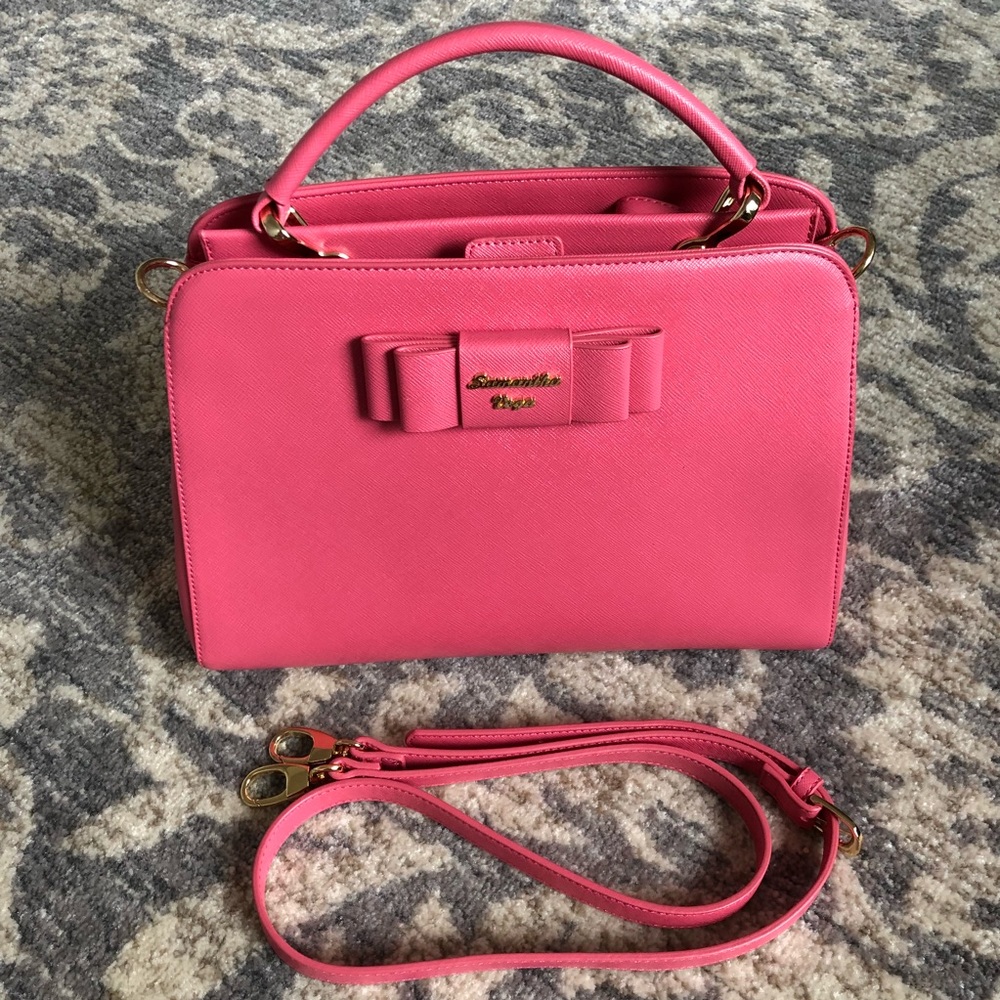 Samantha Thavasa Vega Large Bow Crossbody